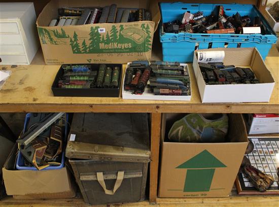 Extensive collection Hornby/Triang engines, carriages, rolling stock track & stations